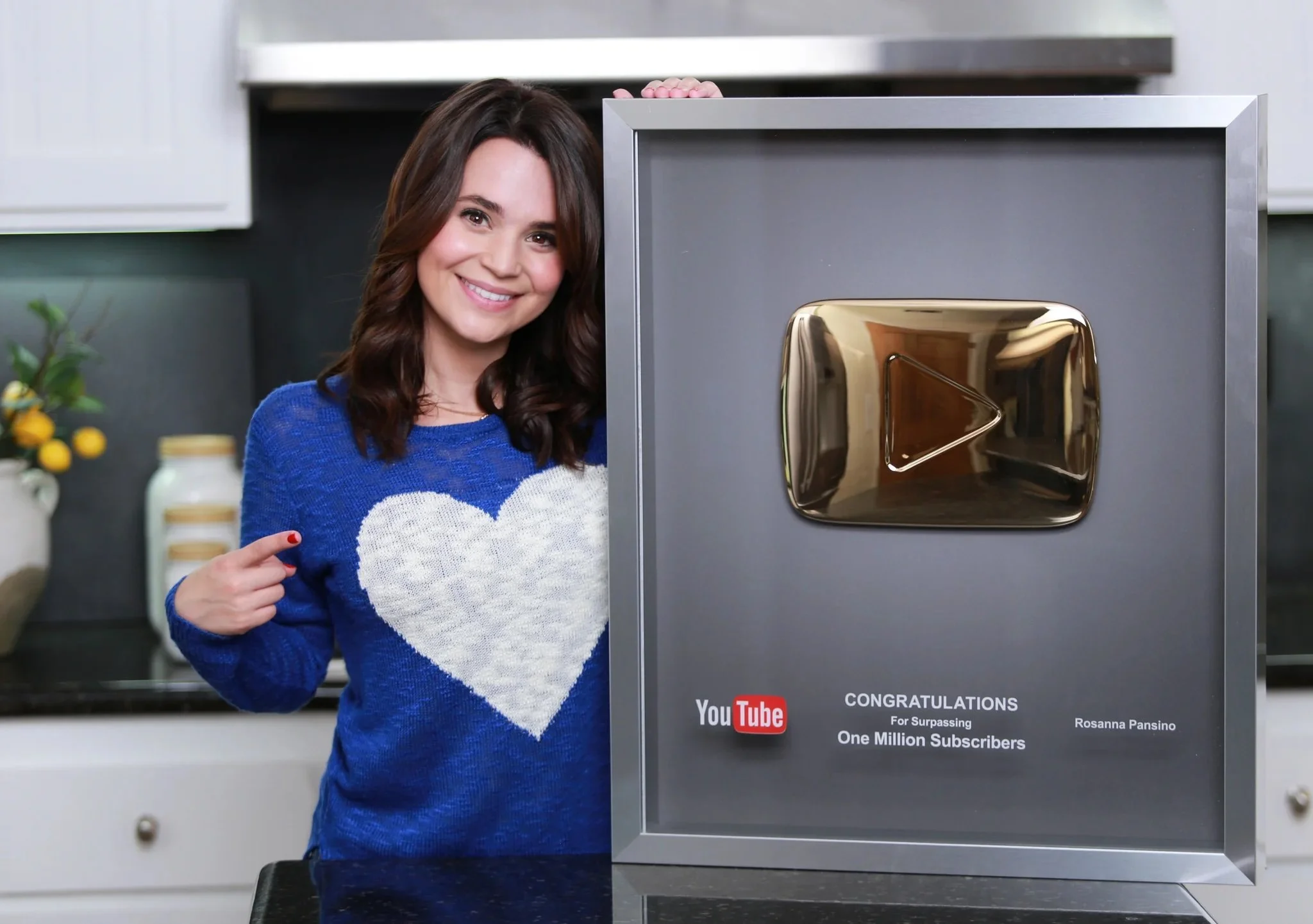 Rosanna Pansino with Gold Play Button