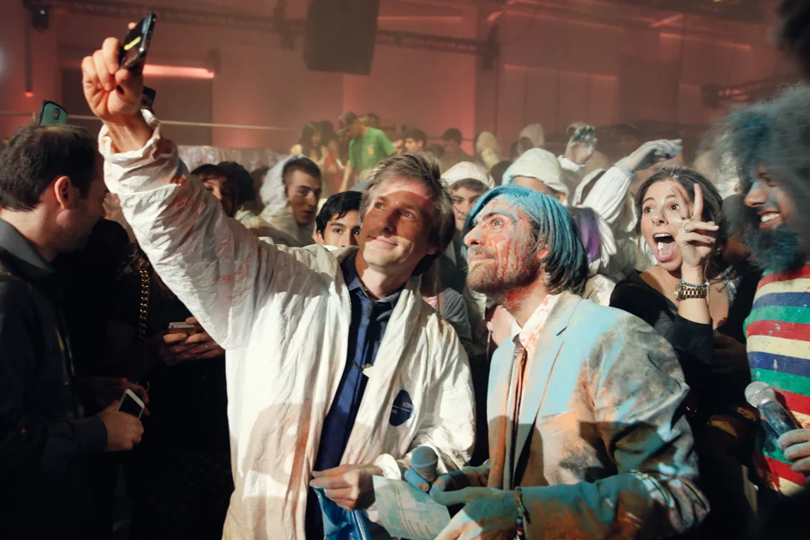 Lindsey Stirling wins at YTMAs